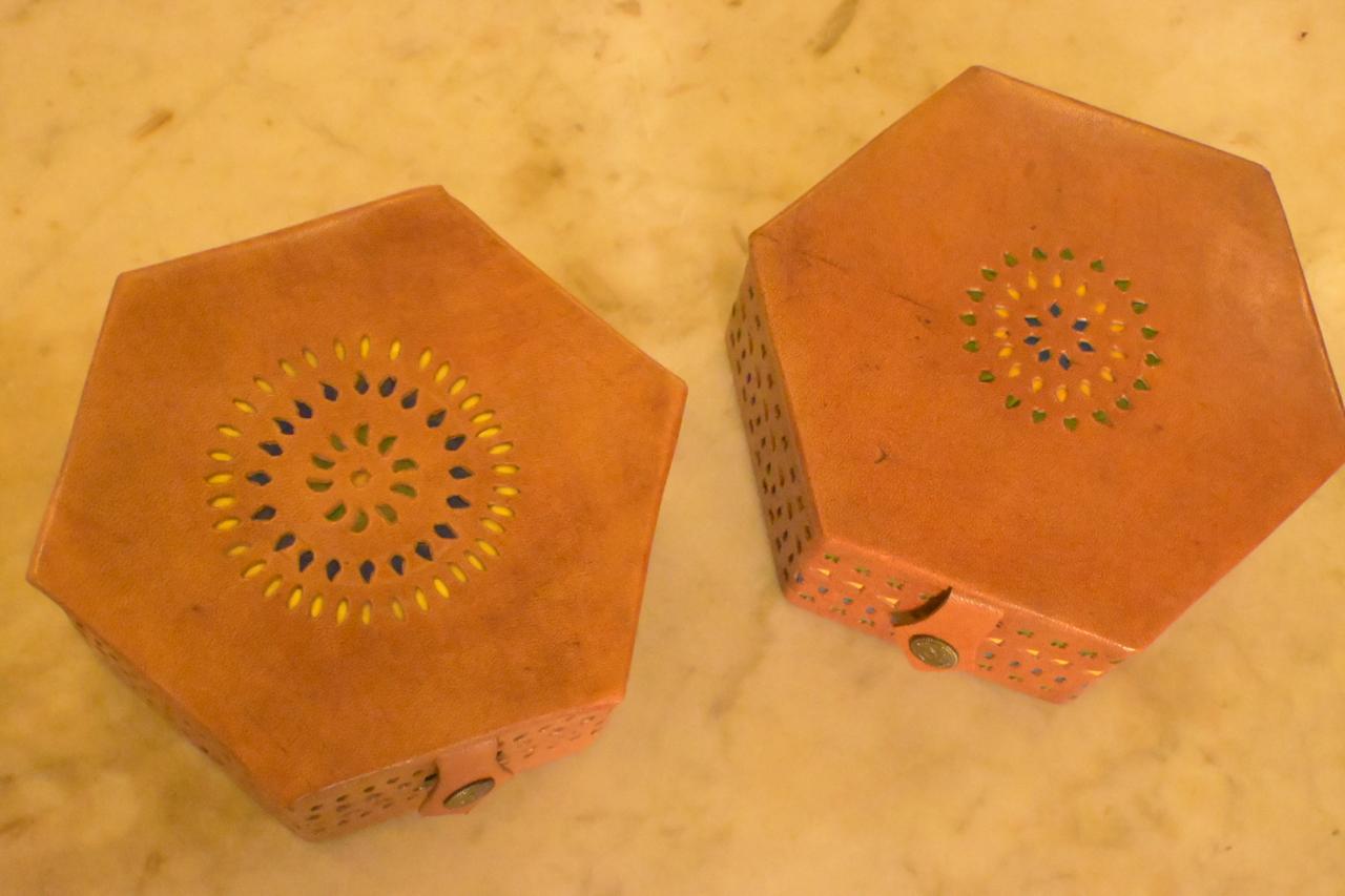 LEATER BOX